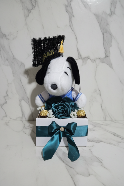 Snoopy Graduation Arrangement
