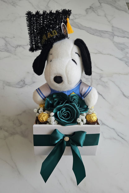 Snoopy Graduation Arrangement